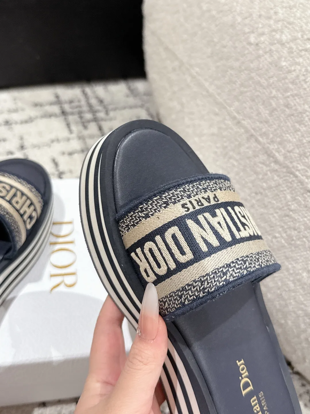 👟👟Ex-factory price 440👟👟 Women's Shoes Women's Clothing DIOR Dior Dway Fabric Embroidered Logo Open Toe 7cm Thick Sole Strap Slippers CD Letter Logo Three-dimensional Embroidery Thick Sole Round Toe Open Toe Slippers The original development of the top version on the market, soft and delicate foot feel, extremely comfortable.  ✔️Upper: imported electro-embroidered cotton technical fabric ✔️Inner lining: water-dyed cowhide foot pad lining ✔️Outsole: original combination outsole ✔️Sole thickness: 7cm ✔️Size: #35-41 (40.41. Customized, non-refundable and non-exchangeable)